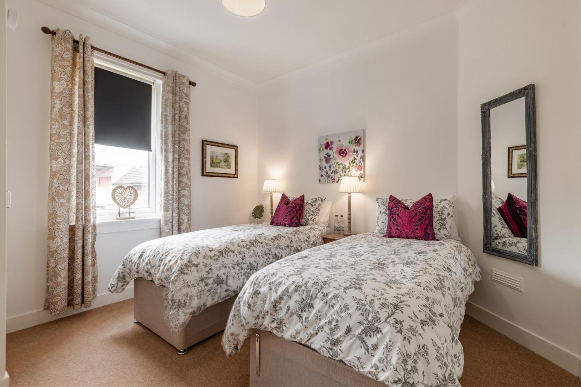Heather Cottage, 2 Bedroom In Comrie Exterior foto